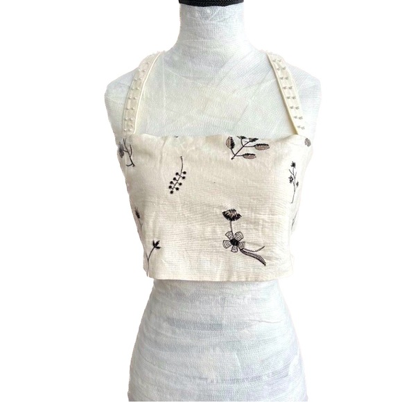 House of Harlow 1960 Tops - NWOT House of Harlowe cropped embellished top, size 10